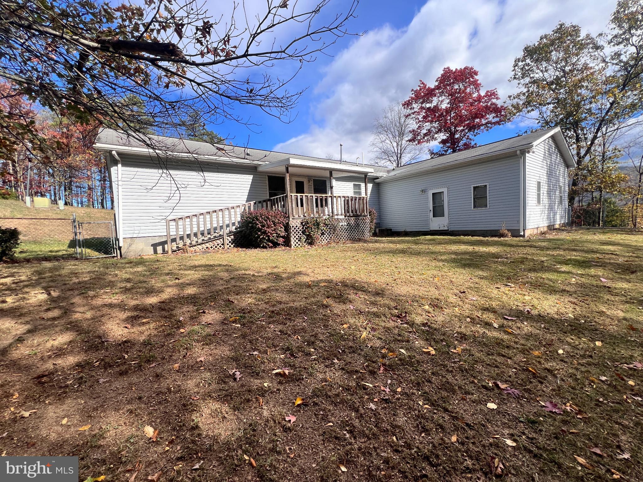 16800 MT CLUB AVENUE