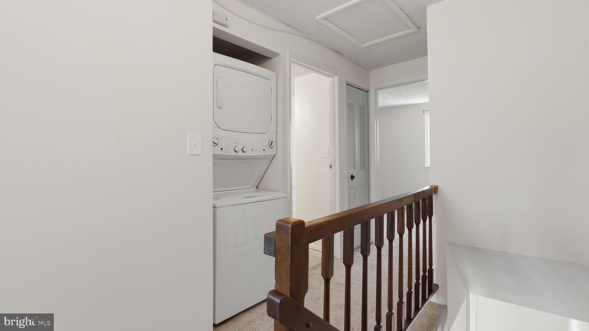 GUNNERS LAKE - Residential