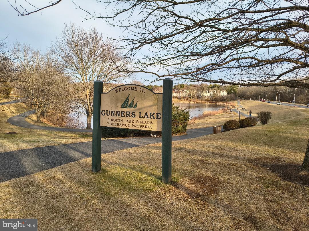 GUNNERS LAKE - Residential