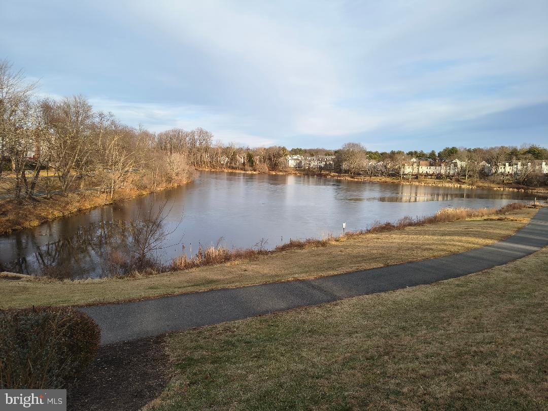 GUNNERS LAKE - Residential