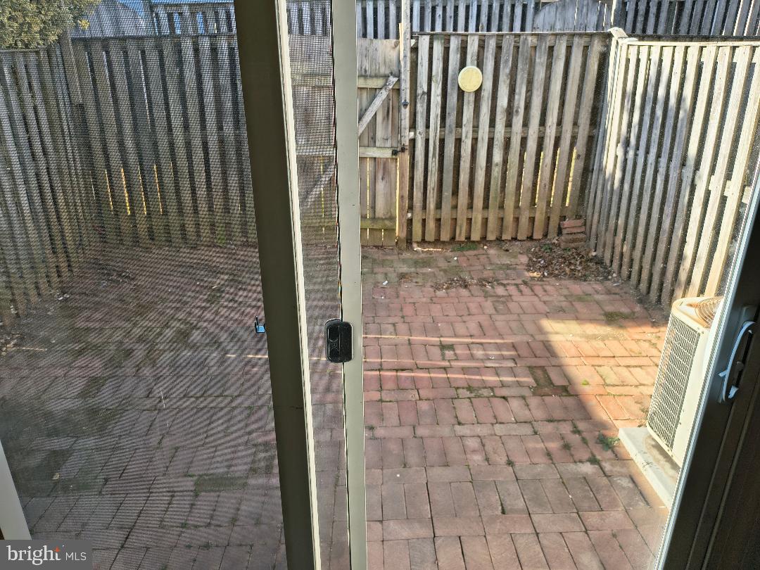 GUNNERS LAKE - Residential