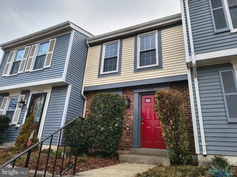 Homes For Sale - 12502 Laurel Grove Place<br/> GERMANTOWN, MD 20874