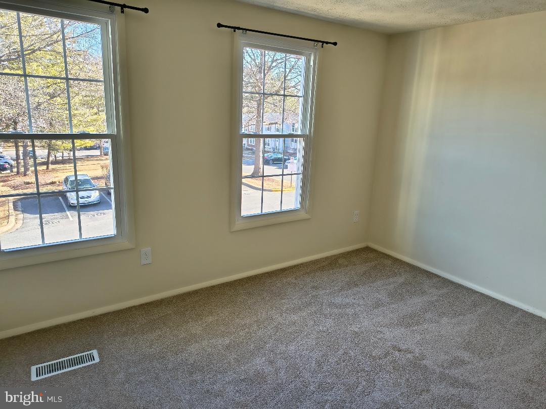 GUNNERS LAKE - Residential