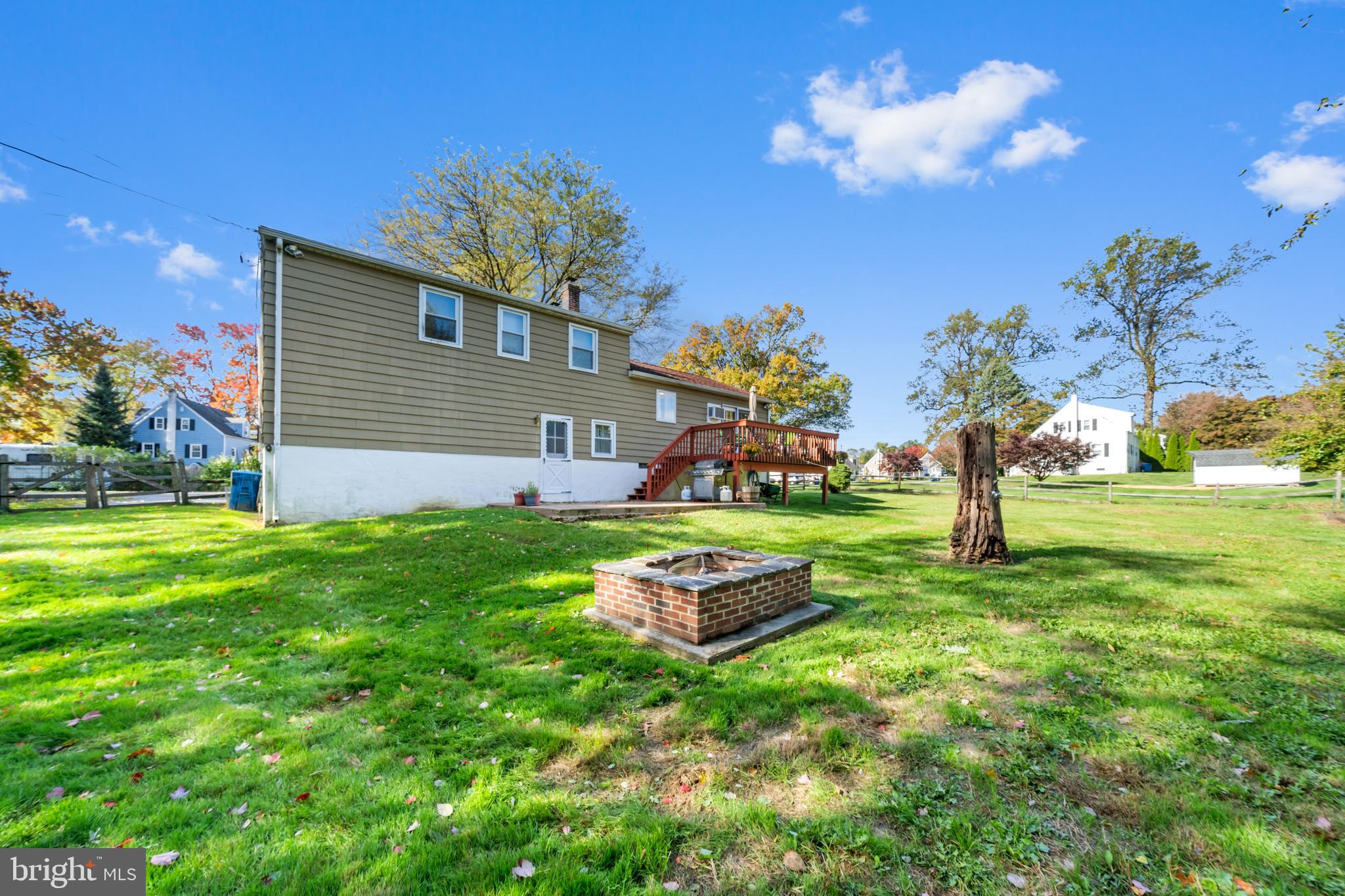 WEST GOSHEN HILLS - Residential