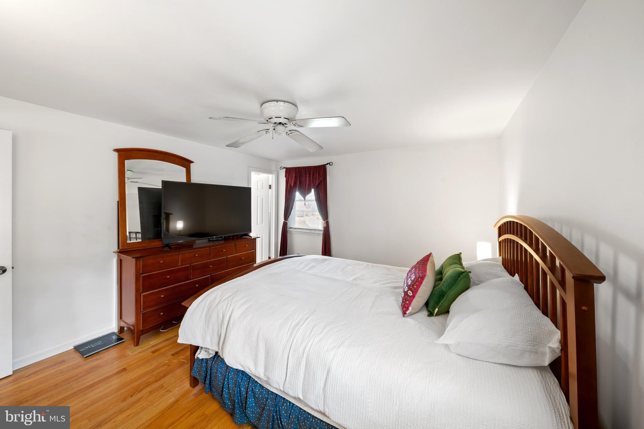 WEST GOSHEN HILLS - Residential