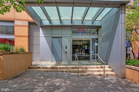 Condo For Sale - 6506 America Boulevard #203<br/> HYATTSVILLE, MD 20782