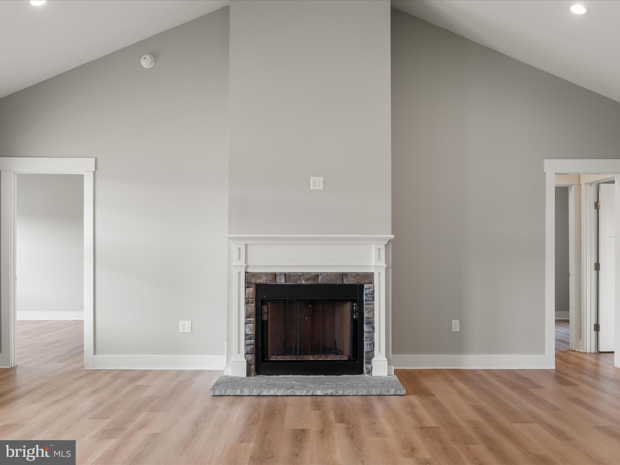 BROOKSIDE - Residential