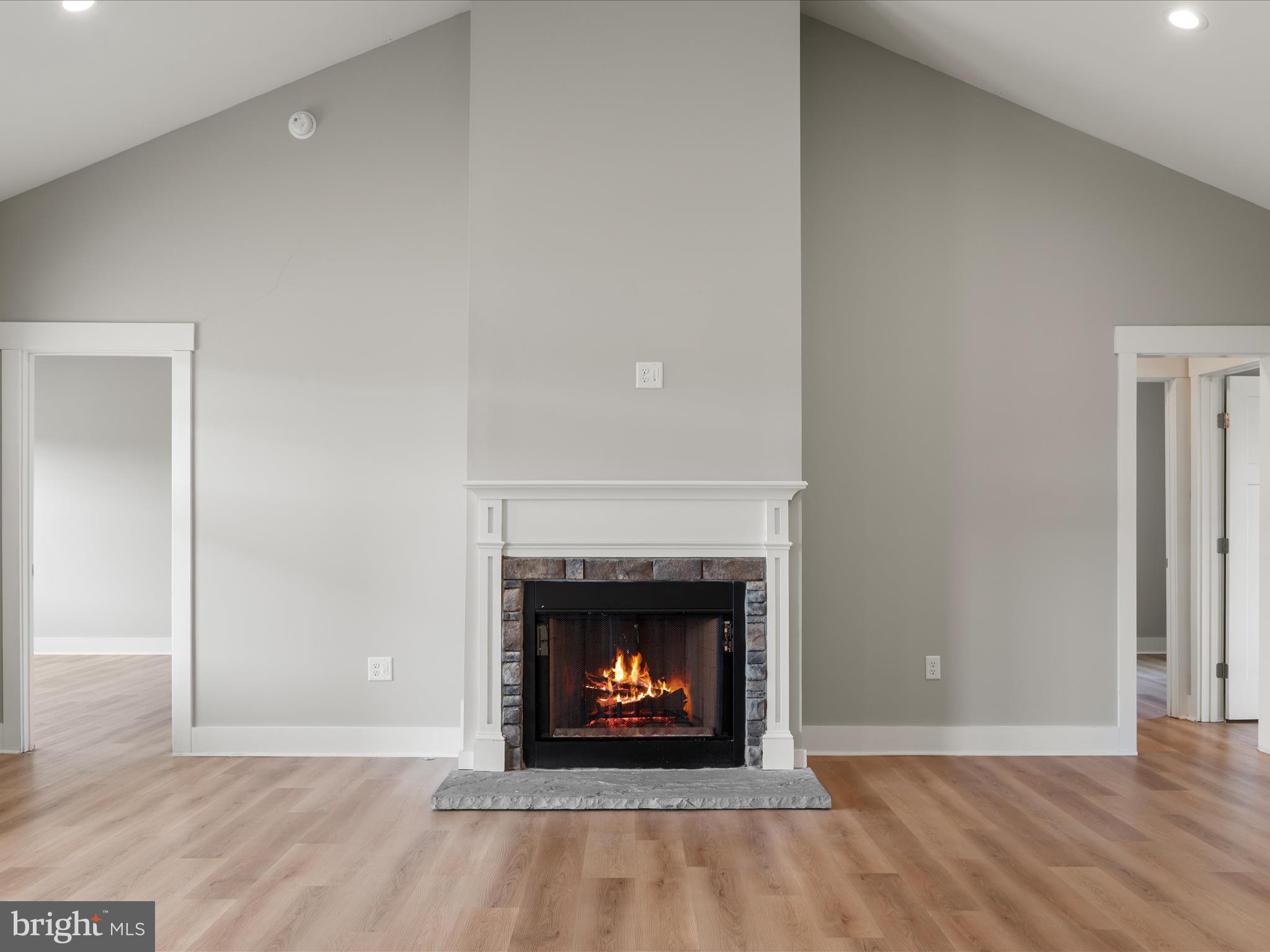 BROOKSIDE - Residential