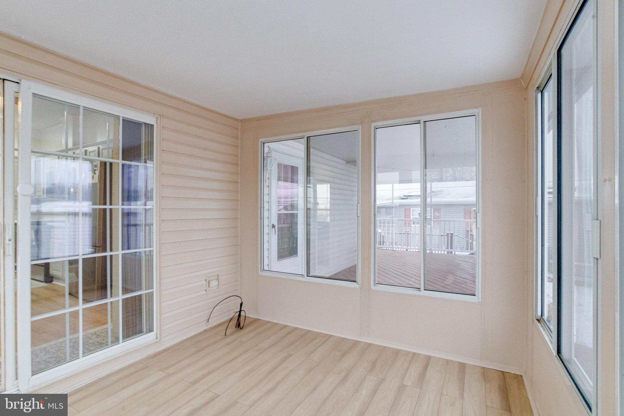 PEPPERMINT WOODS - Residential