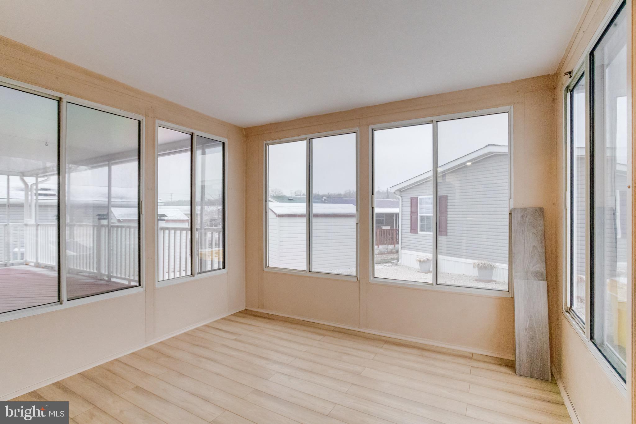 PEPPERMINT WOODS - Residential