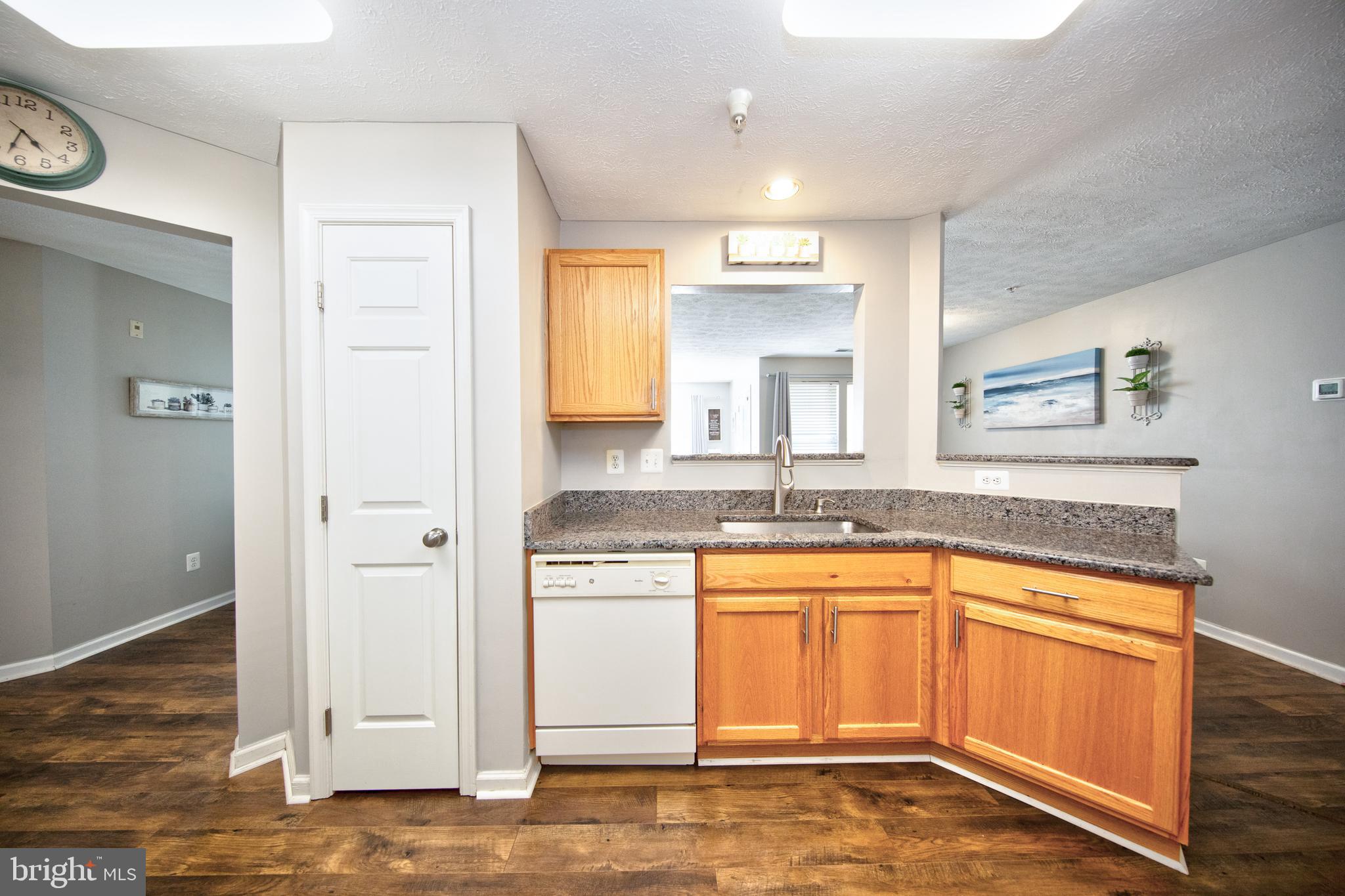 PERRY HALL FARMS GARDEN CONDOS - Residential