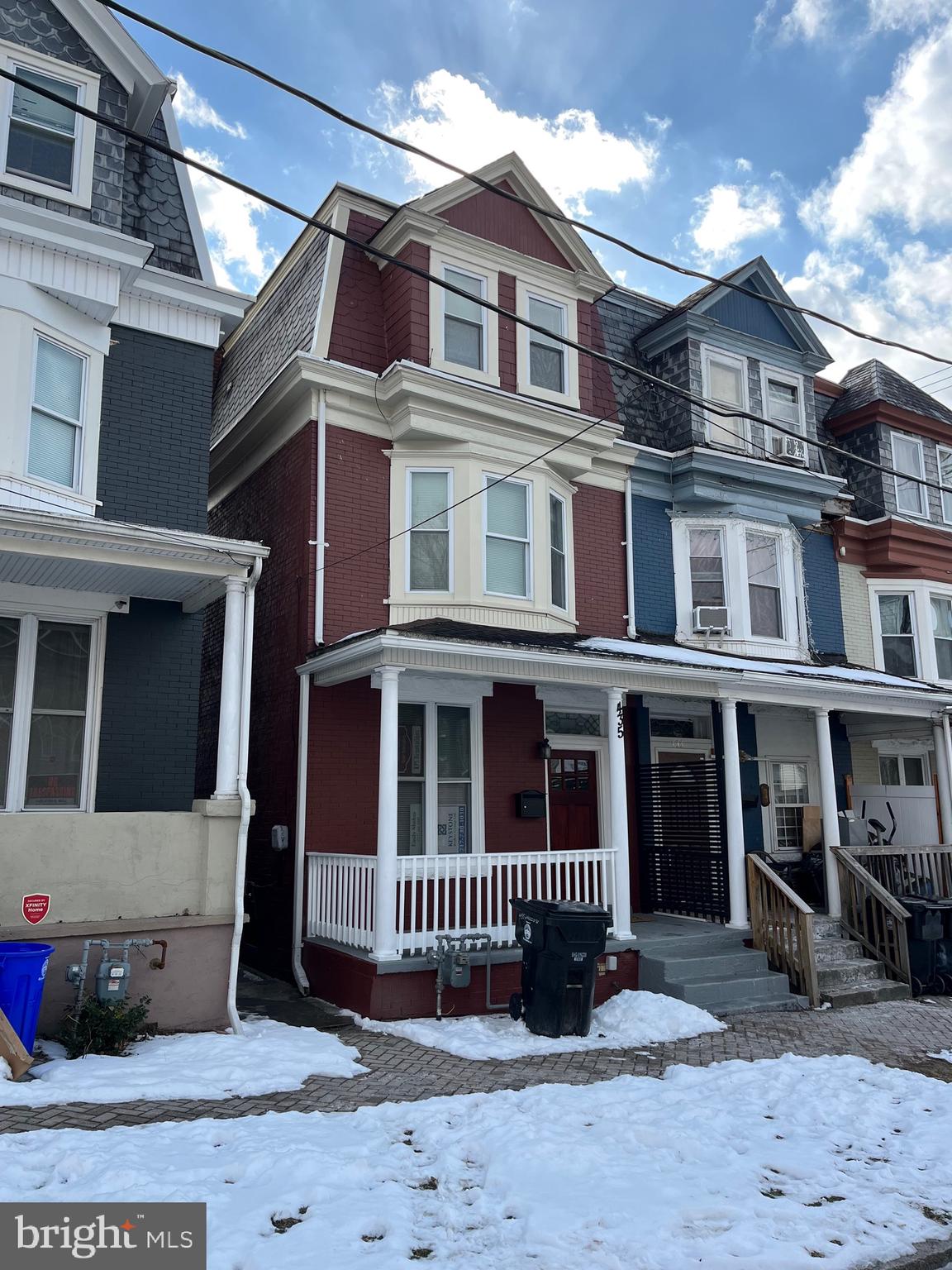 435 HARRIS STREET