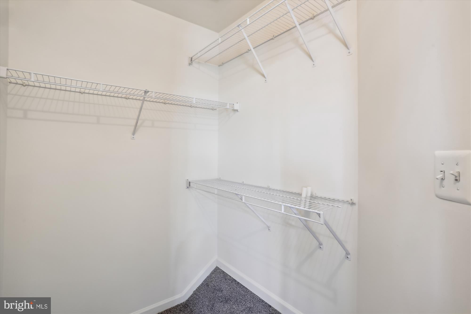 WASHINGTONIAN CENTER - Residential