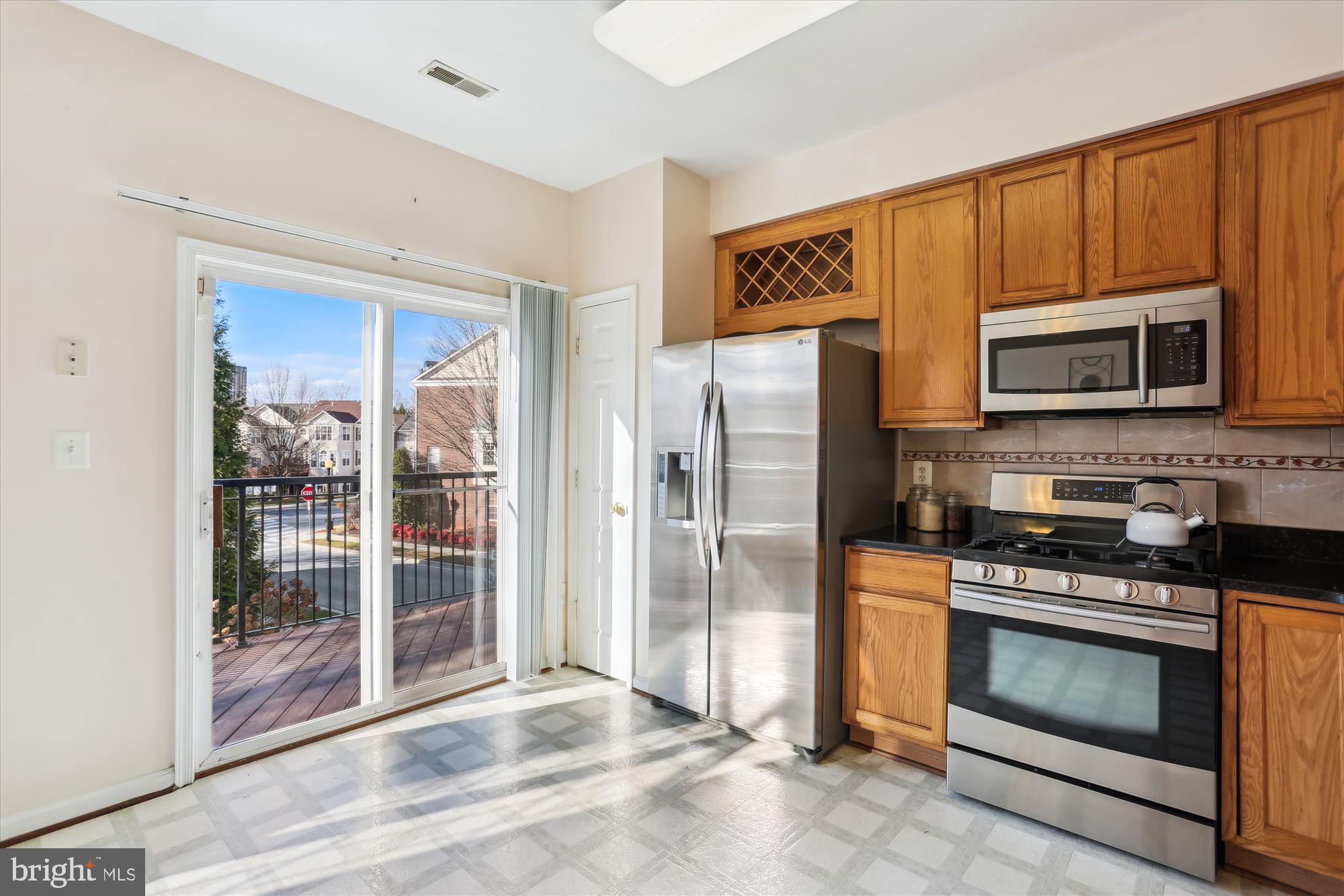 WASHINGTONIAN CENTER - Residential