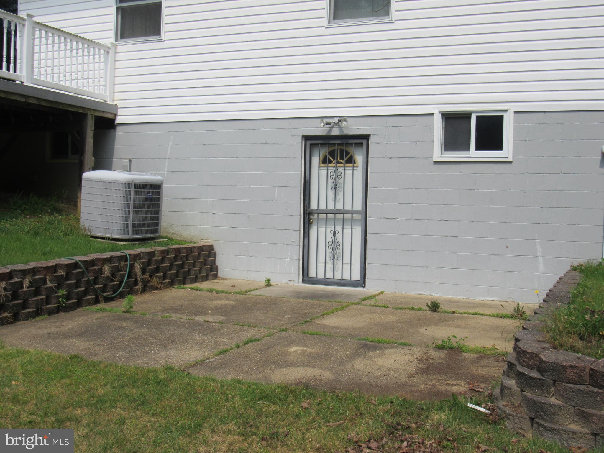 BERKELEY FARMS - Residential