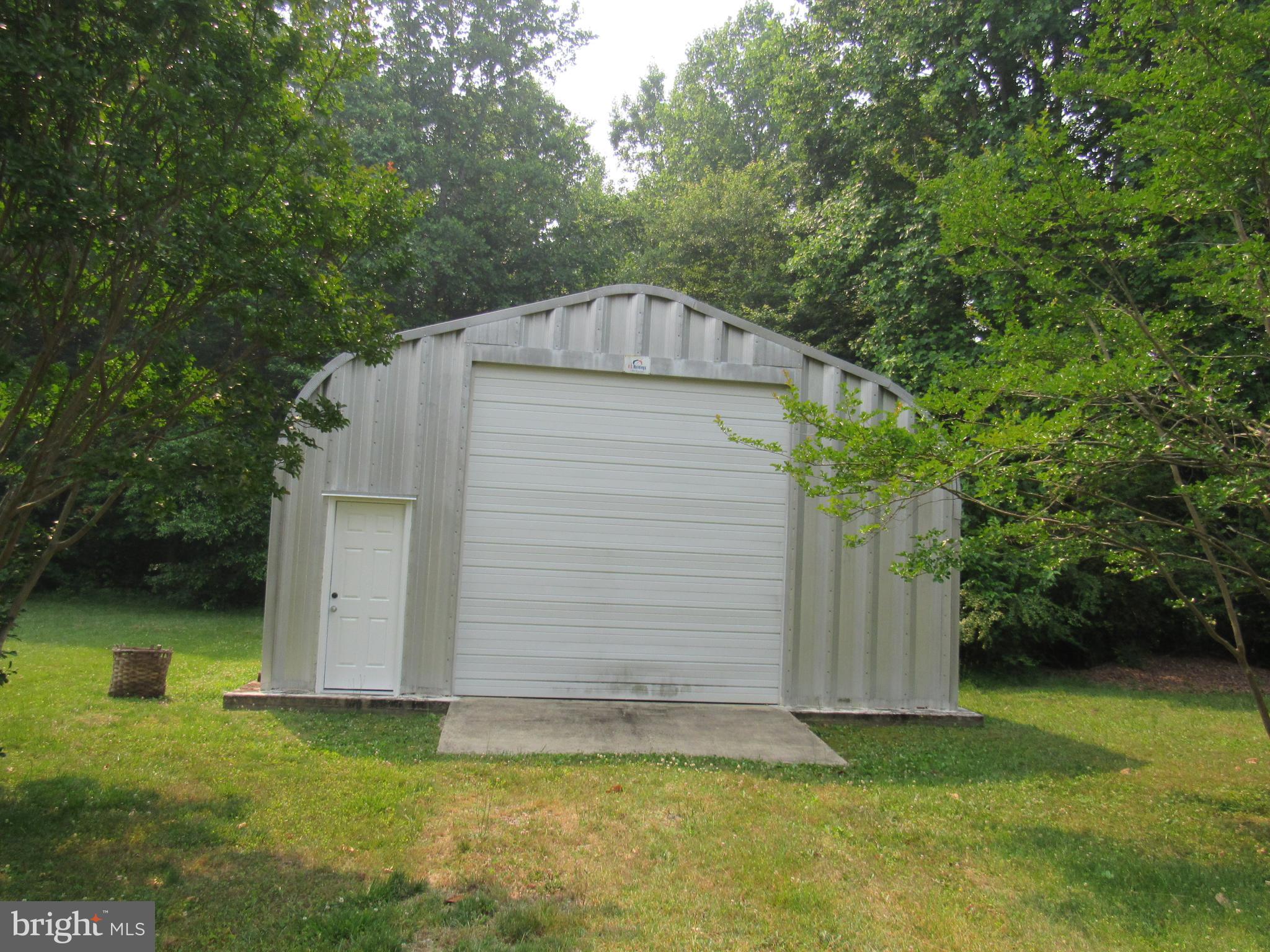 BERKELEY FARMS - Residential