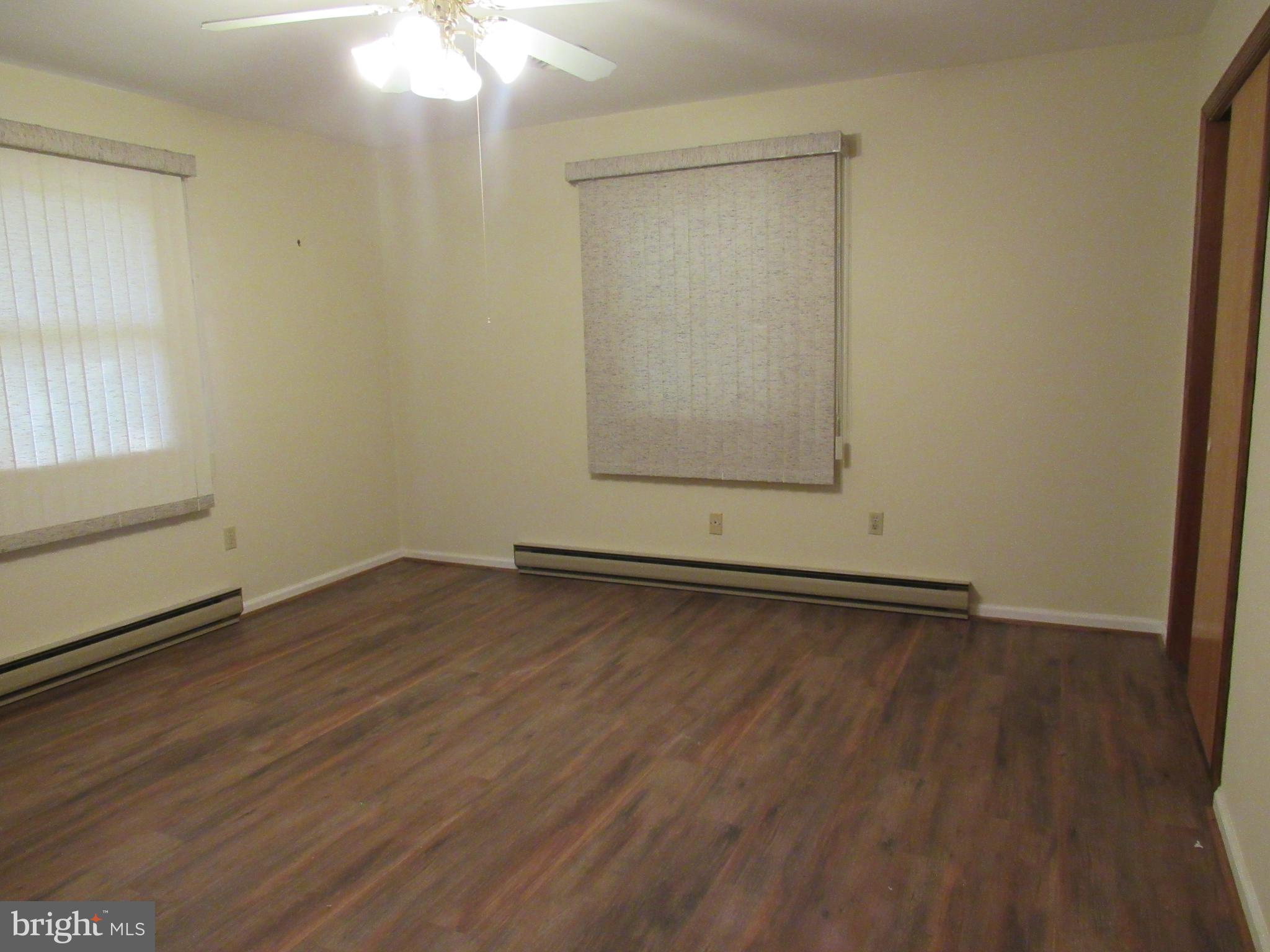 BERKELEY FARMS - Residential