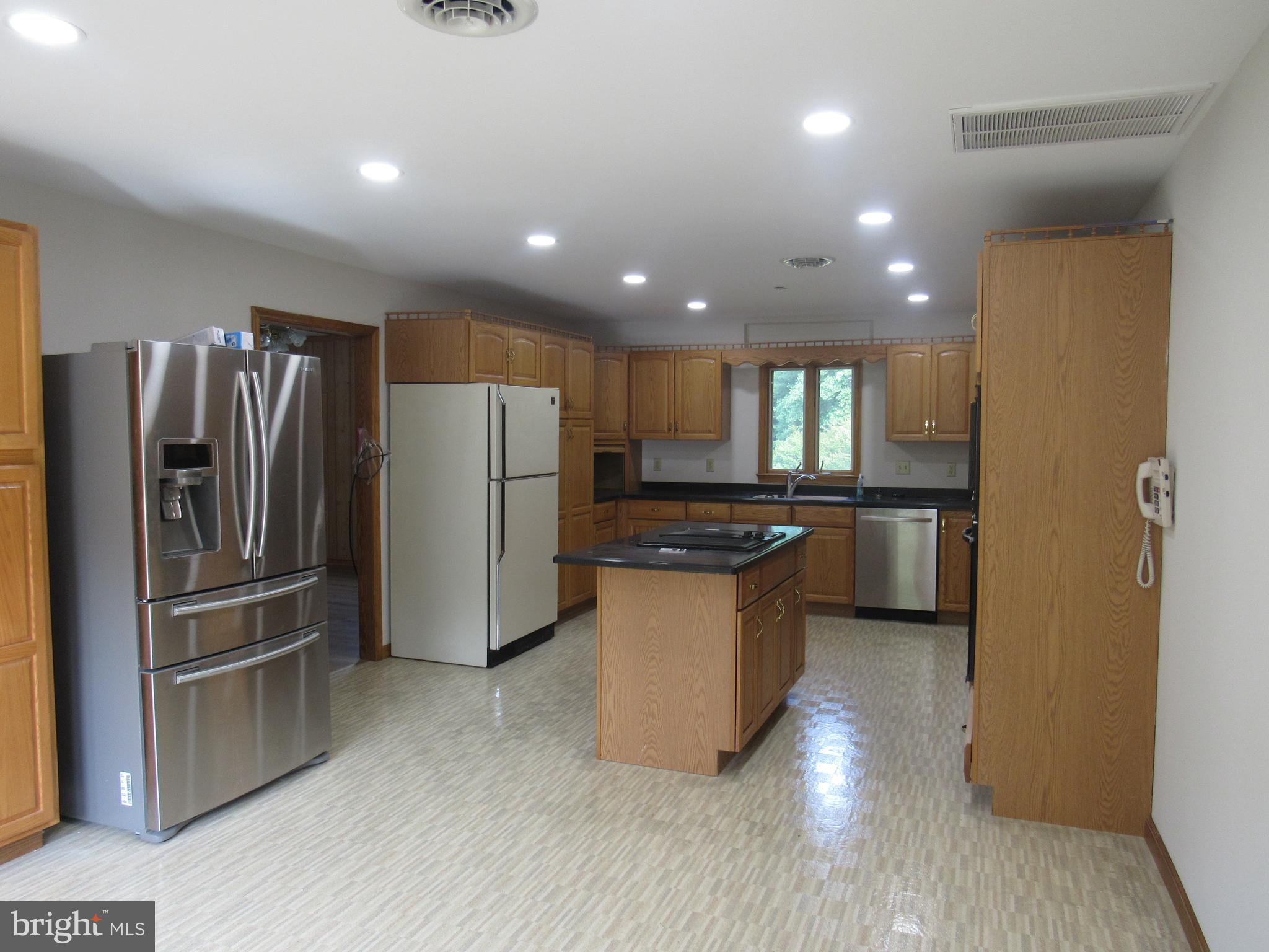 BERKELEY FARMS - Residential