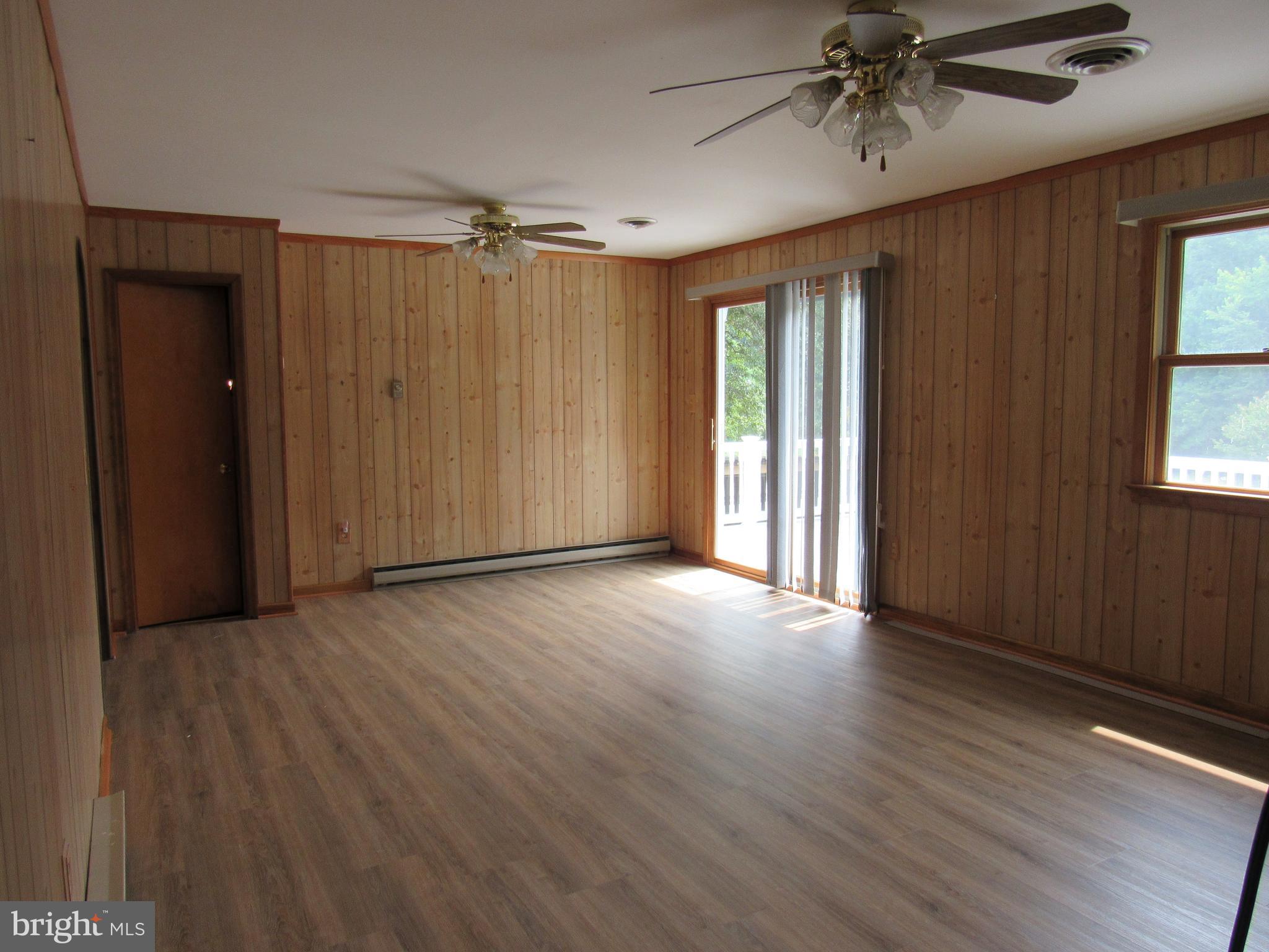 BERKELEY FARMS - Residential