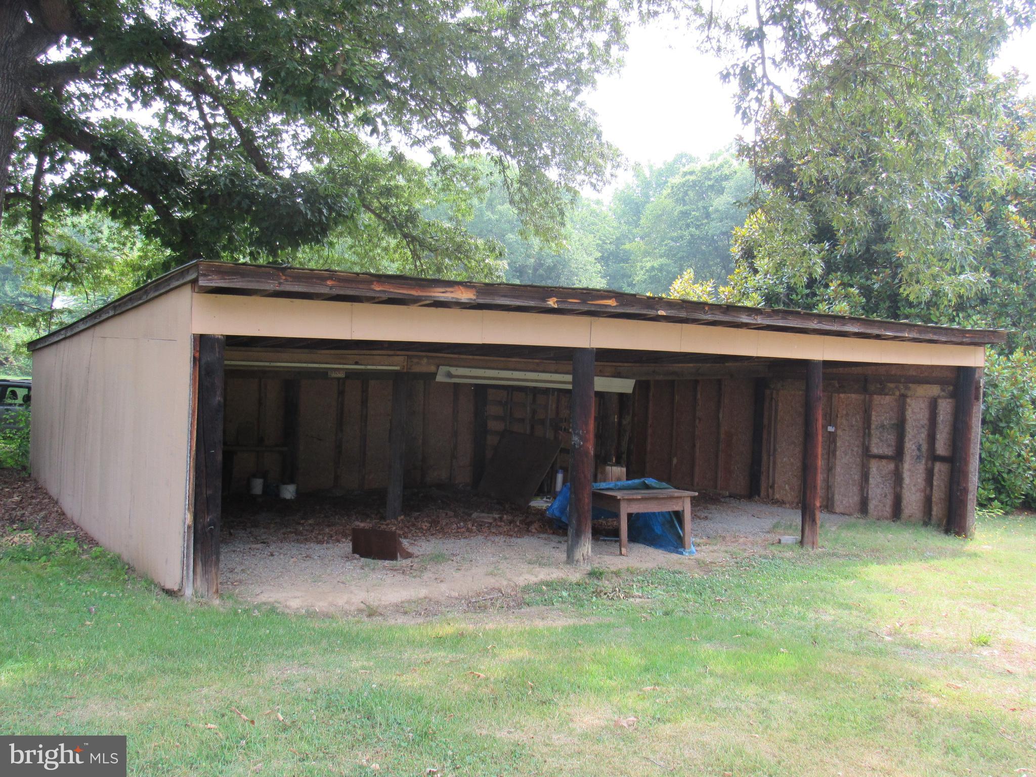 BERKELEY FARMS - Residential