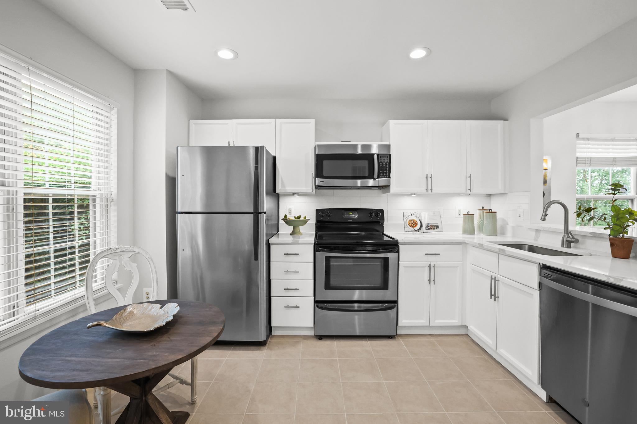 2841 YARLING COURT 2841