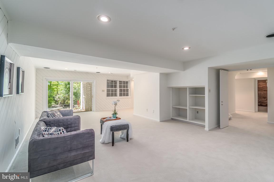 POTOMAC VIEW ESTATES - Residential