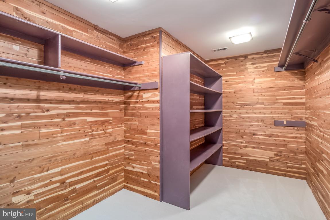 POTOMAC VIEW ESTATES - Residential