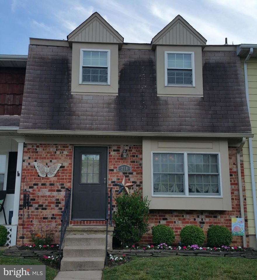 Shows Beautifully - - Hrdwd flrs, ceramic flr &  Brazillian granite in Kit, Trex Deck off Dining Area overlooking Privacy Fenced Yd with lg Shed and Grill Area - New Carpet on Main and 2nd floor - Ceramic flrs and upgraded vanities in Baths  - Rec Rm w/FP - Comm. --HMS 1 yr warranty if  Buyer uses LTG Title -Convenient Location - easy commute to Balto, Annap & DC