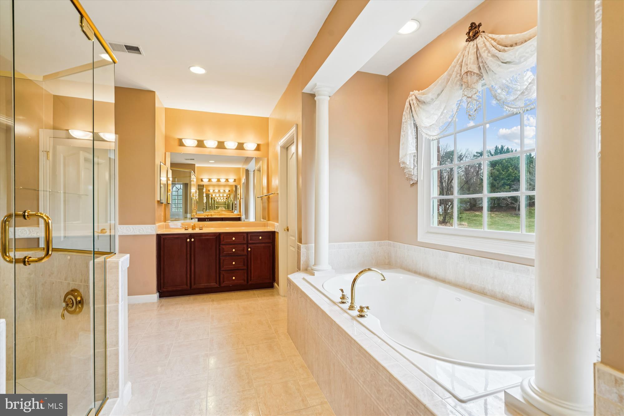 AVONDALE GLEN - Residential