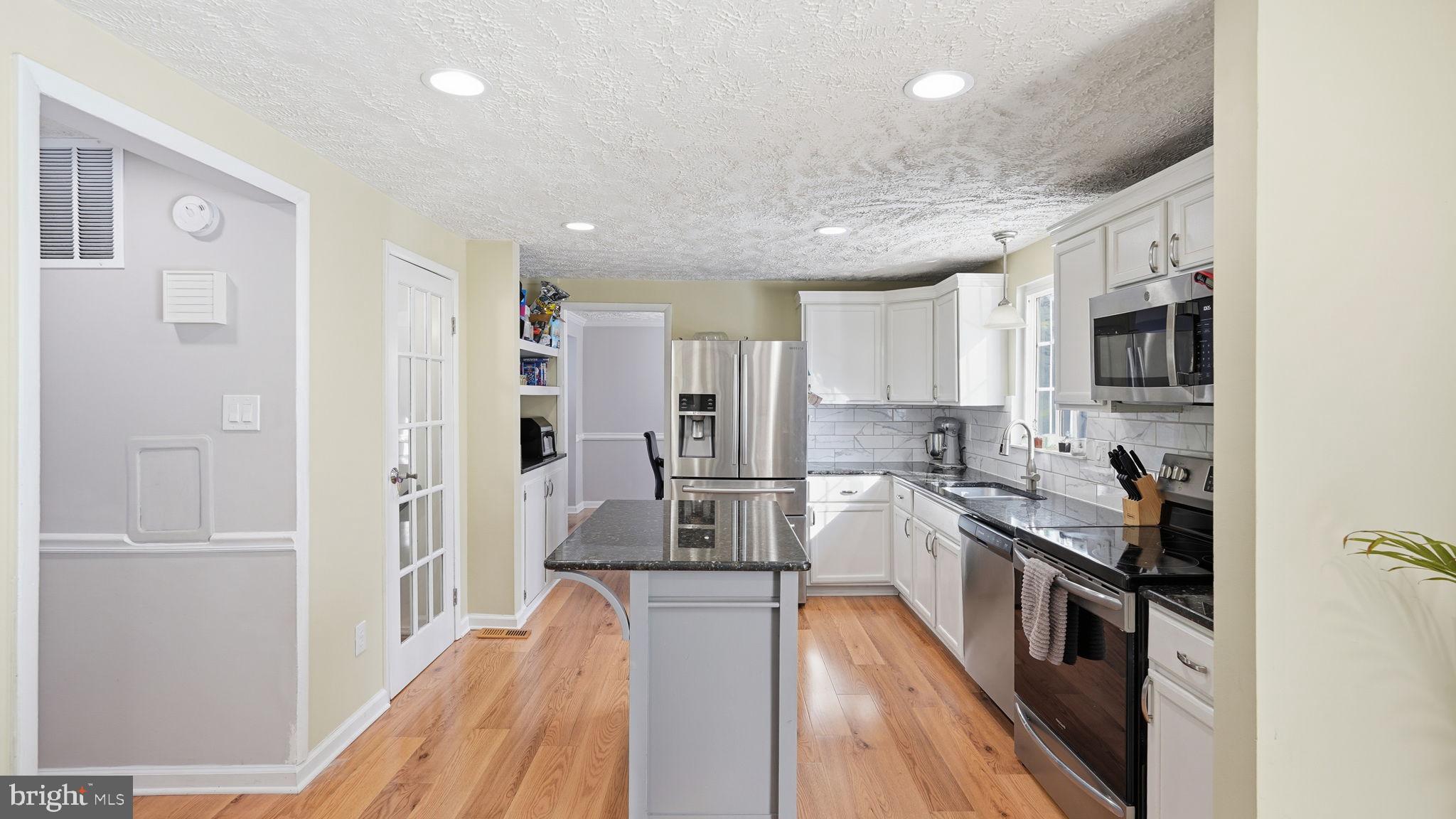 NEWPORT - Residential