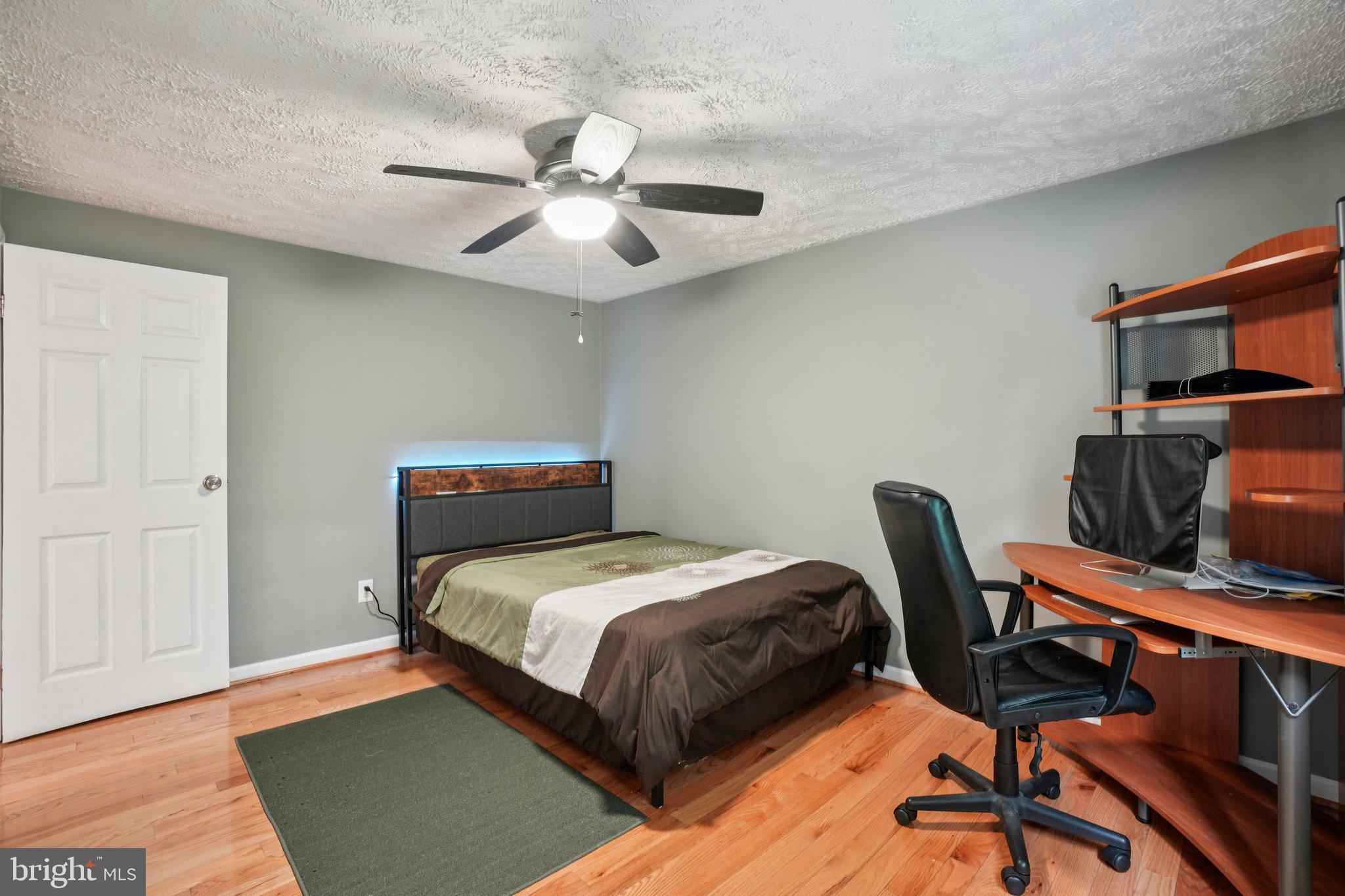 NEWPORT - Residential