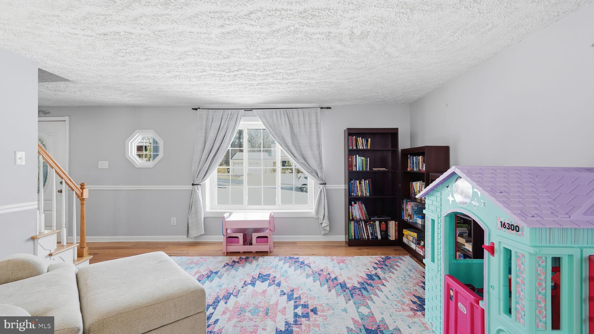 NEWPORT - Residential