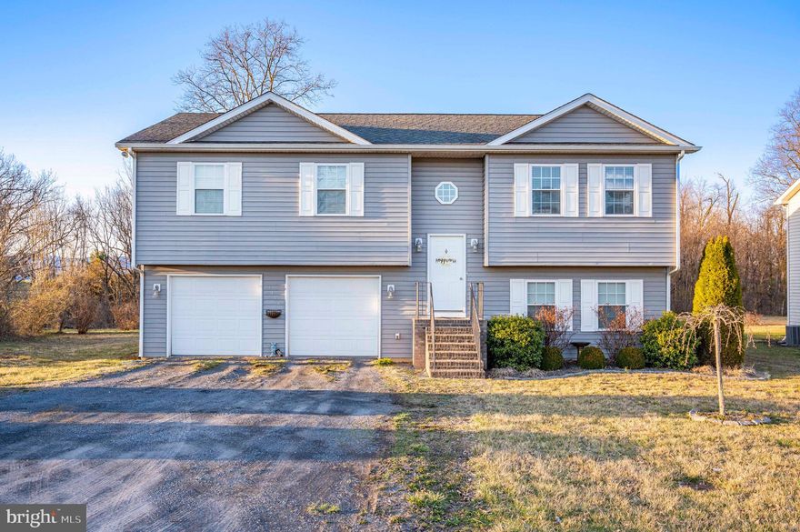 Well Maintained, one owner Split Foyer in Edinburg.  Great in-town location yet majestic mountain and valley views.  Enjoy the beautiful sunsets in this over 2,600 sf 3/4 bedroom, 3 full bath home! Large eat-in kitchen with island and stainless steel appliances.  Large dining area with a door leading to your large custom deck to enjoy beautiful Valley sunrises with coffee or a nice shady afternoon on the deck grilling and chilling!  Owners suite has a full bathroom and each bedroom has a lighted ceiling fan.  Full finished lower level with a recreation room, office area and potential for 4th bedroom.  Full bathroom and large utility, laundry room. Walk out to a large level lot  in a serene peaceful setting.  Oversized two car garage with openers.  Perfectly situated just mins from I-81 makes this a great commuter location also!!