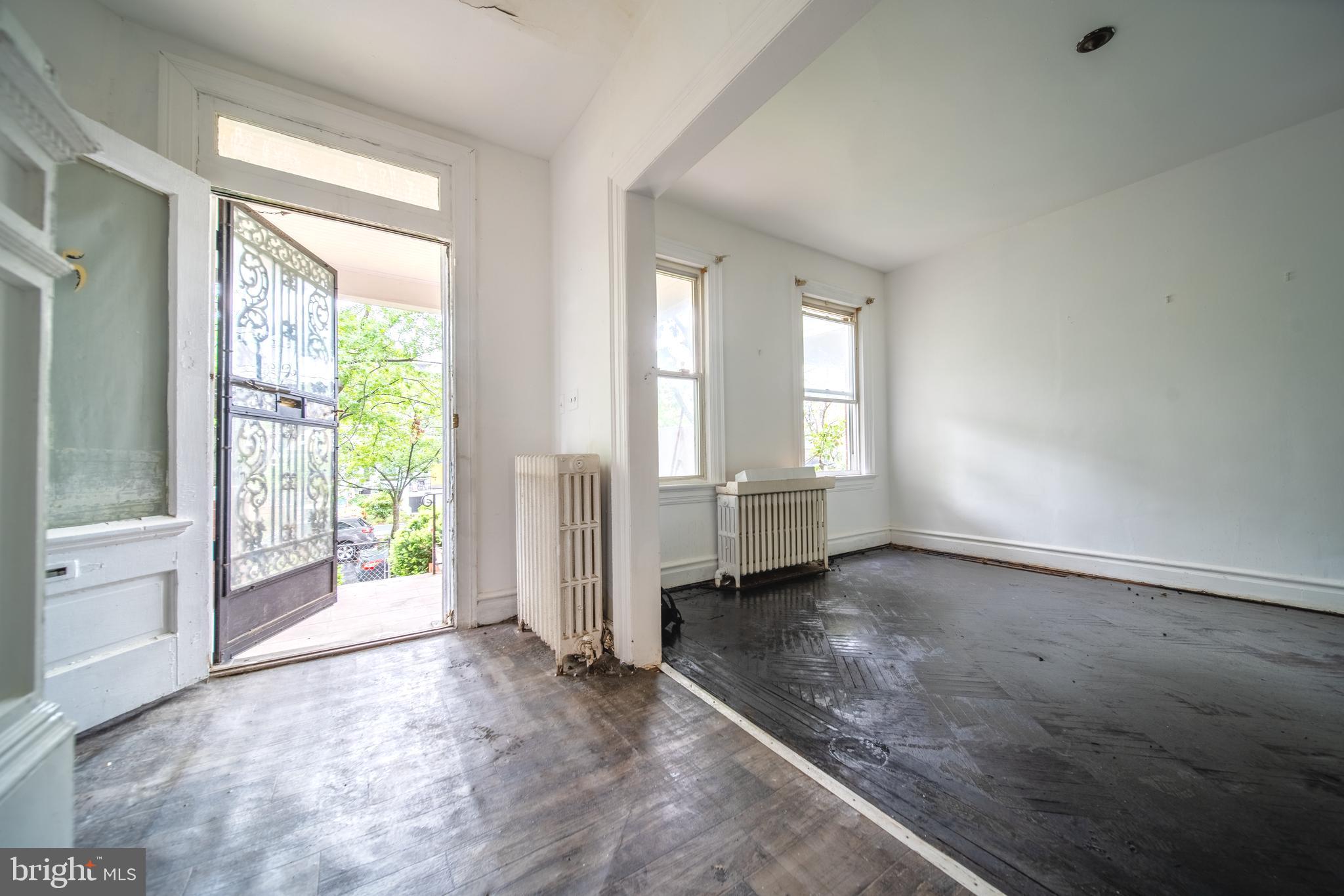 PETWORTH - Residential