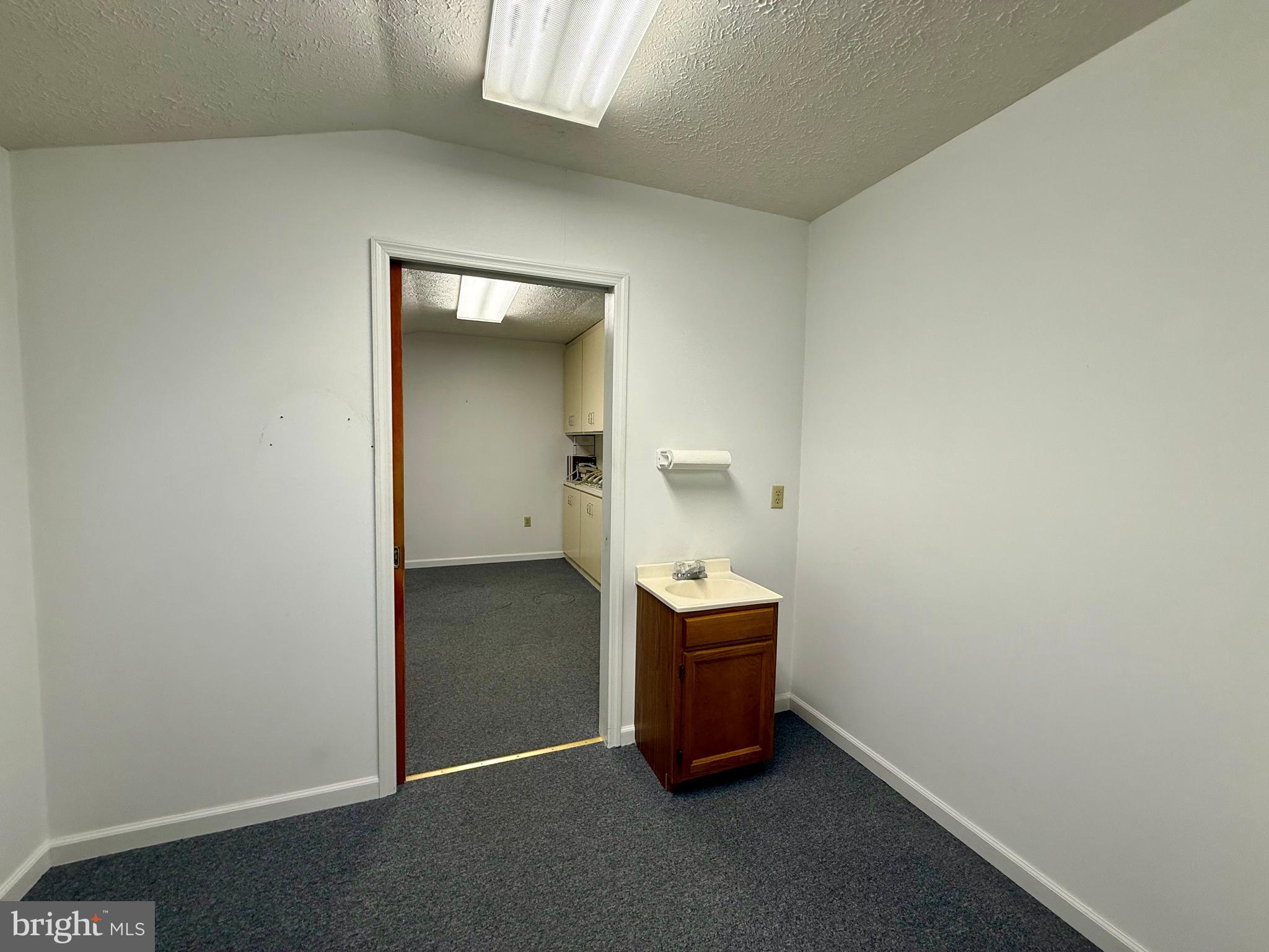 ANDERSON HILL - Residential