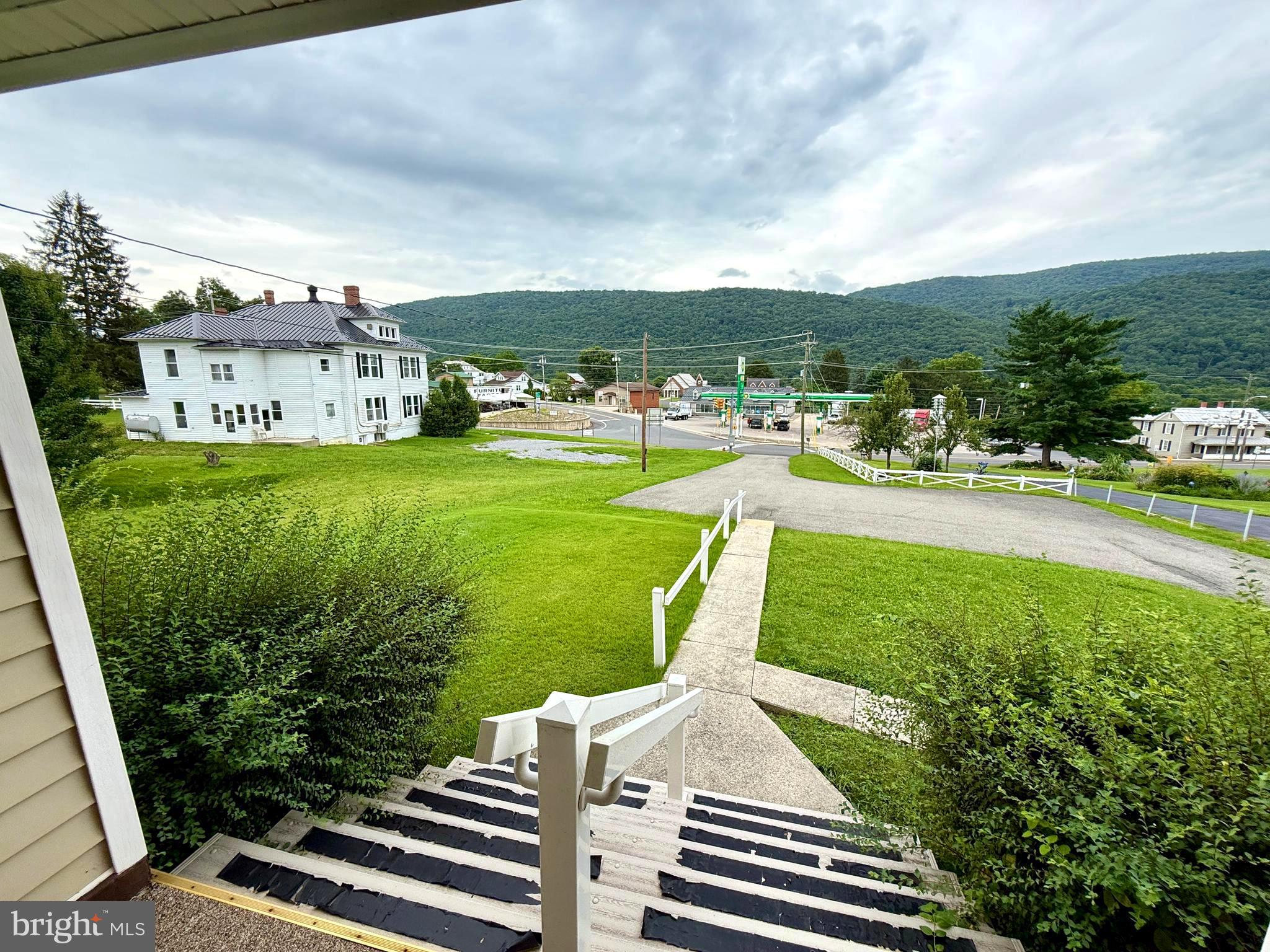 405 N MAIN STREET
