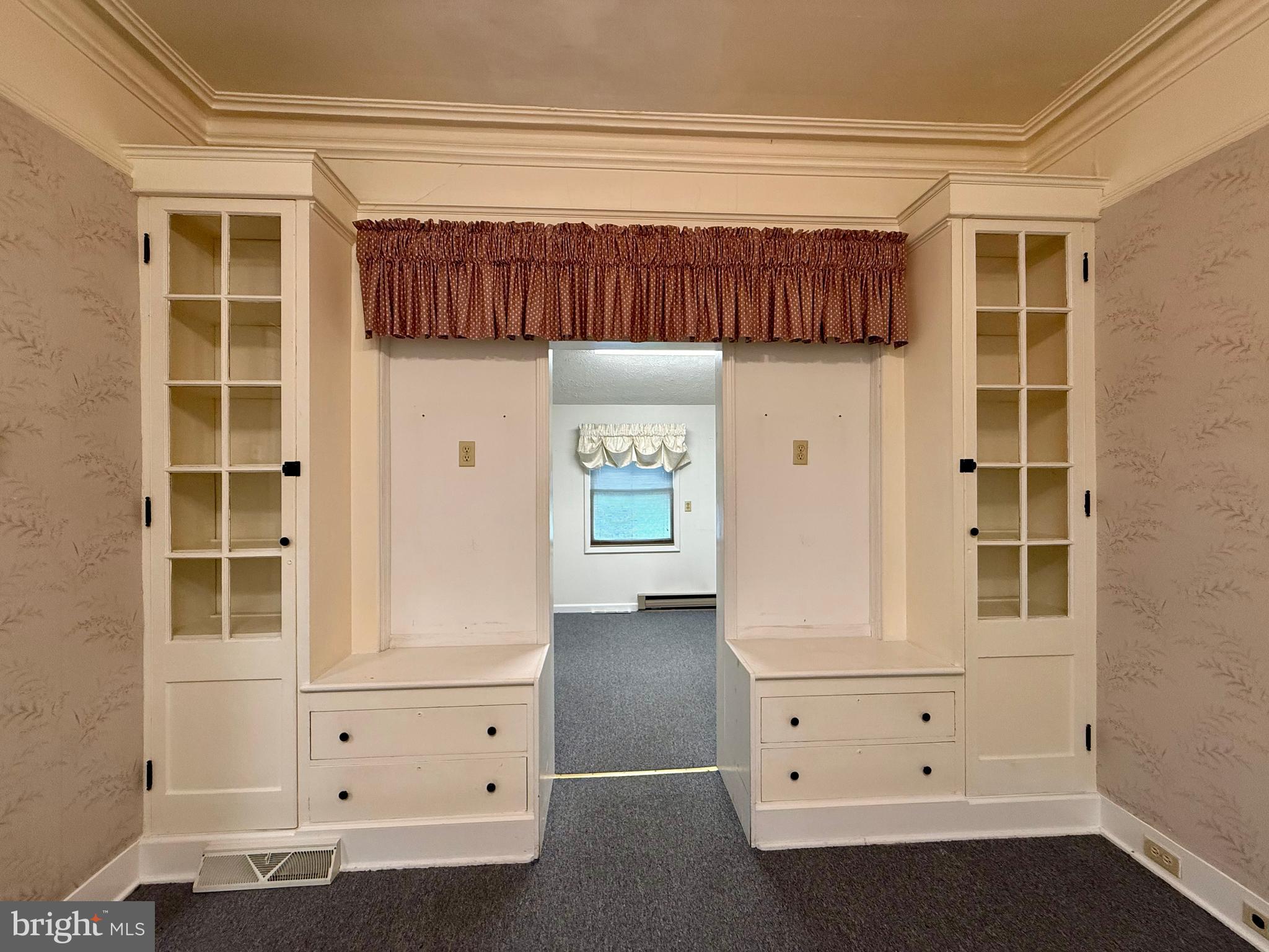 ANDERSON HILL - Residential