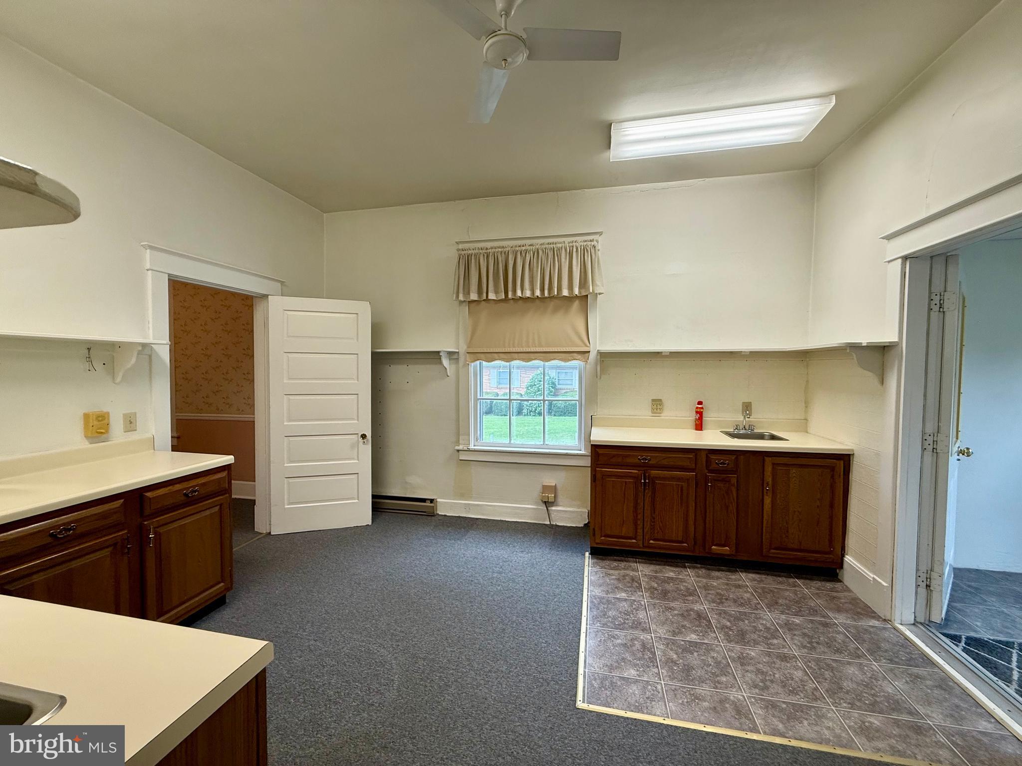 ANDERSON HILL - Residential