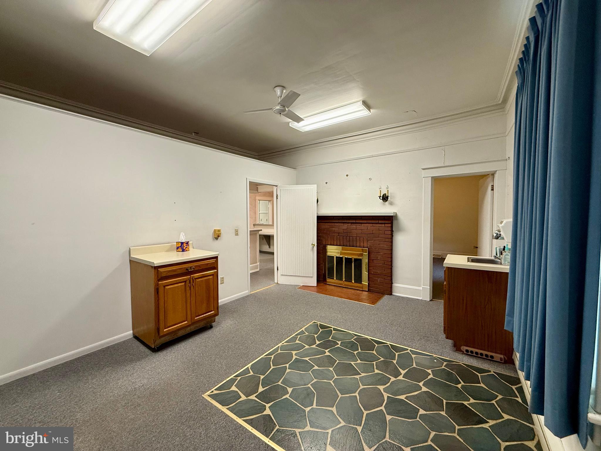 ANDERSON HILL - Residential