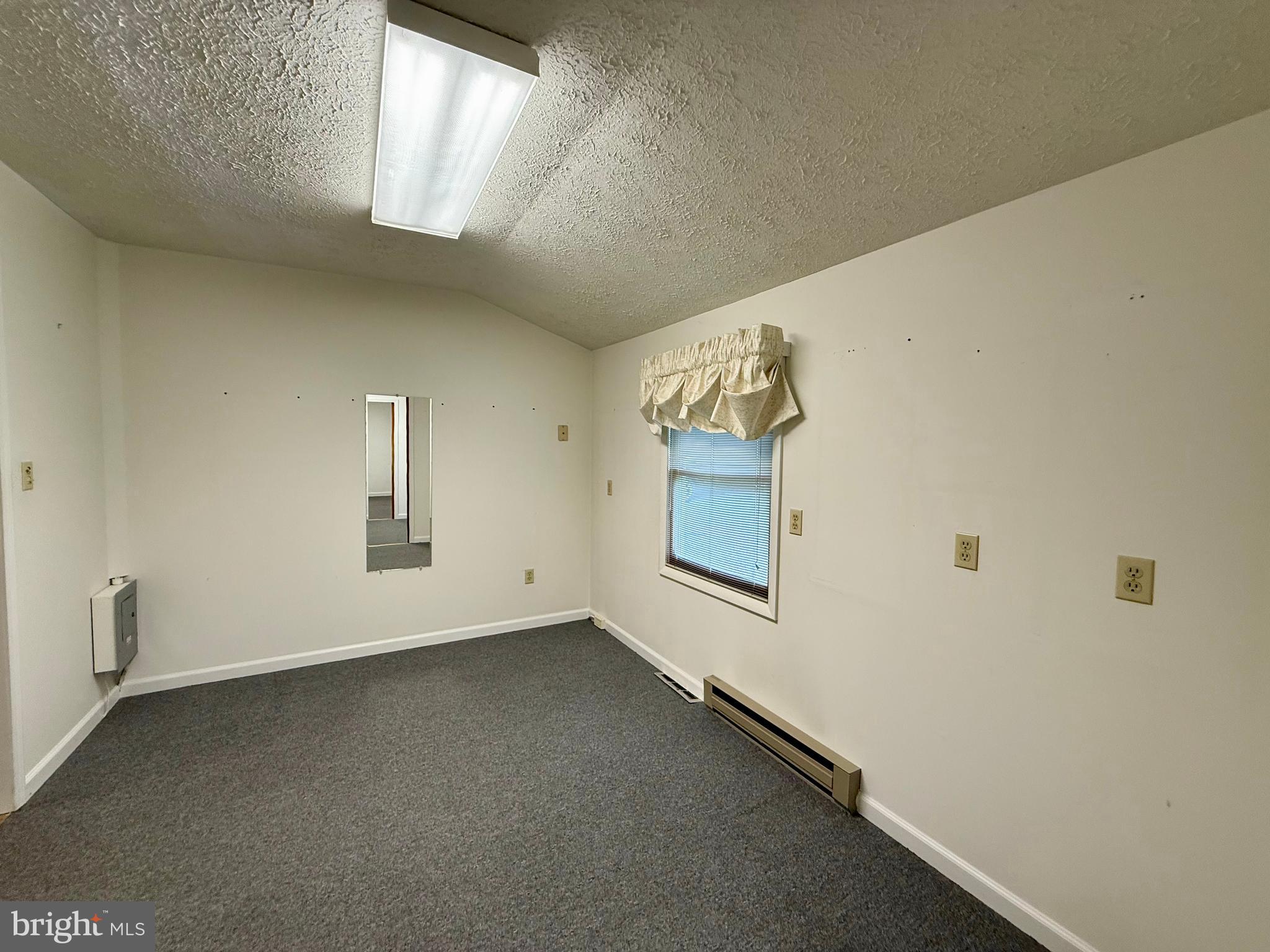 ANDERSON HILL - Residential