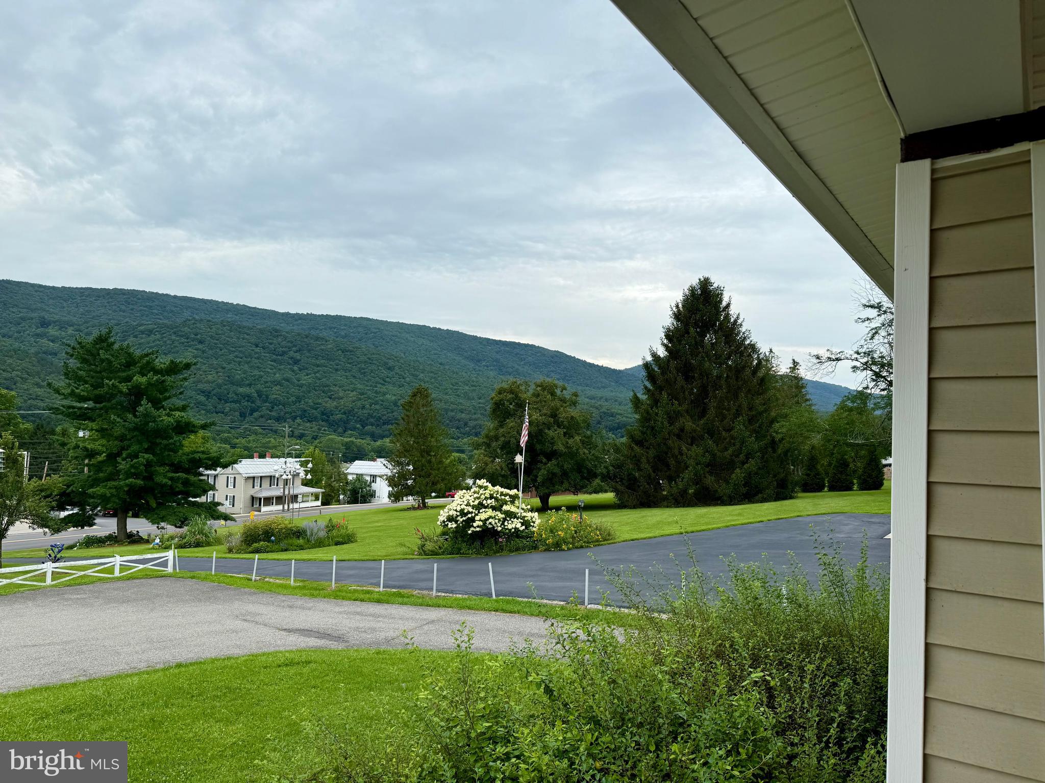 ANDERSON HILL - Residential