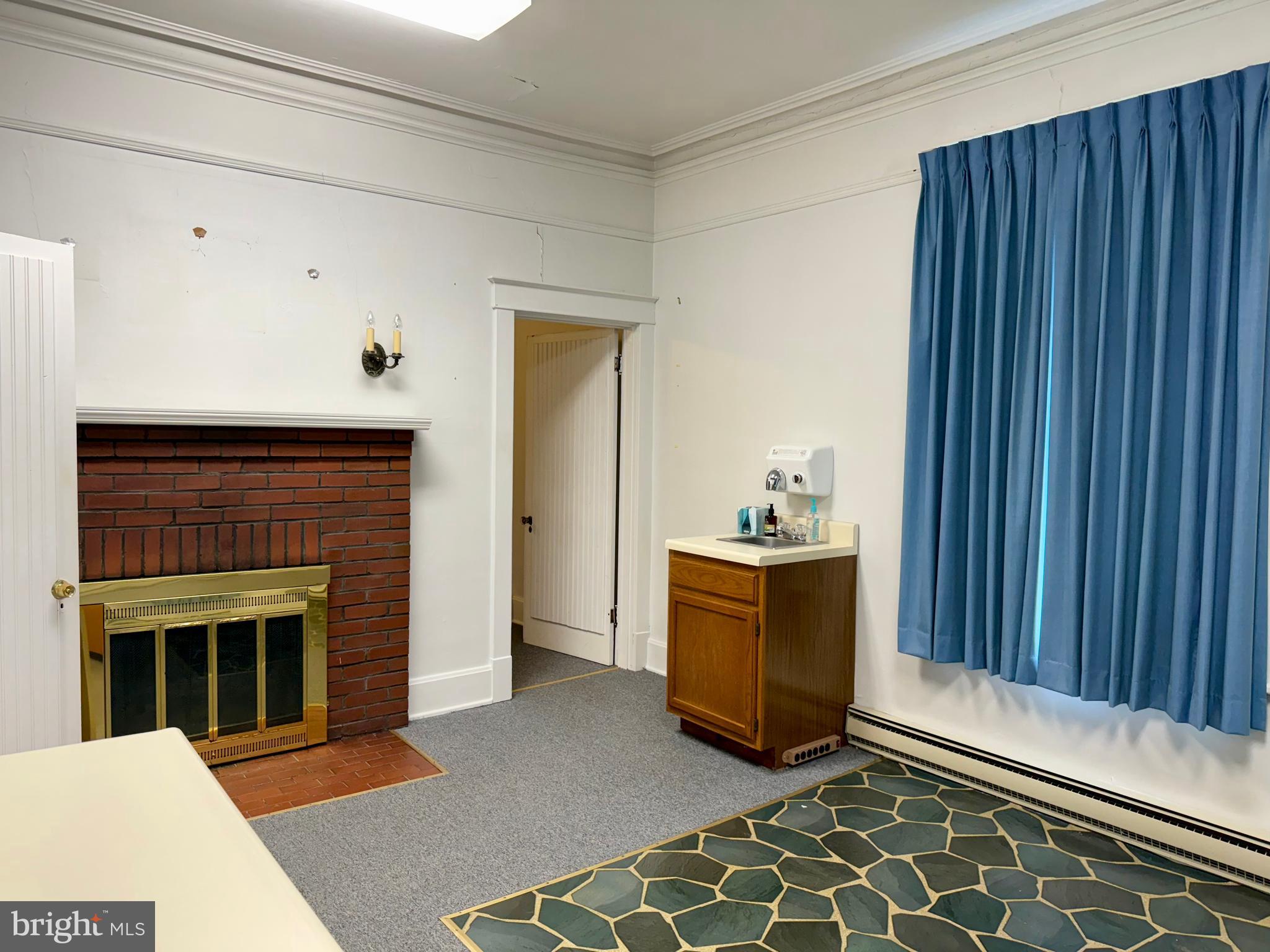 ANDERSON HILL - Residential