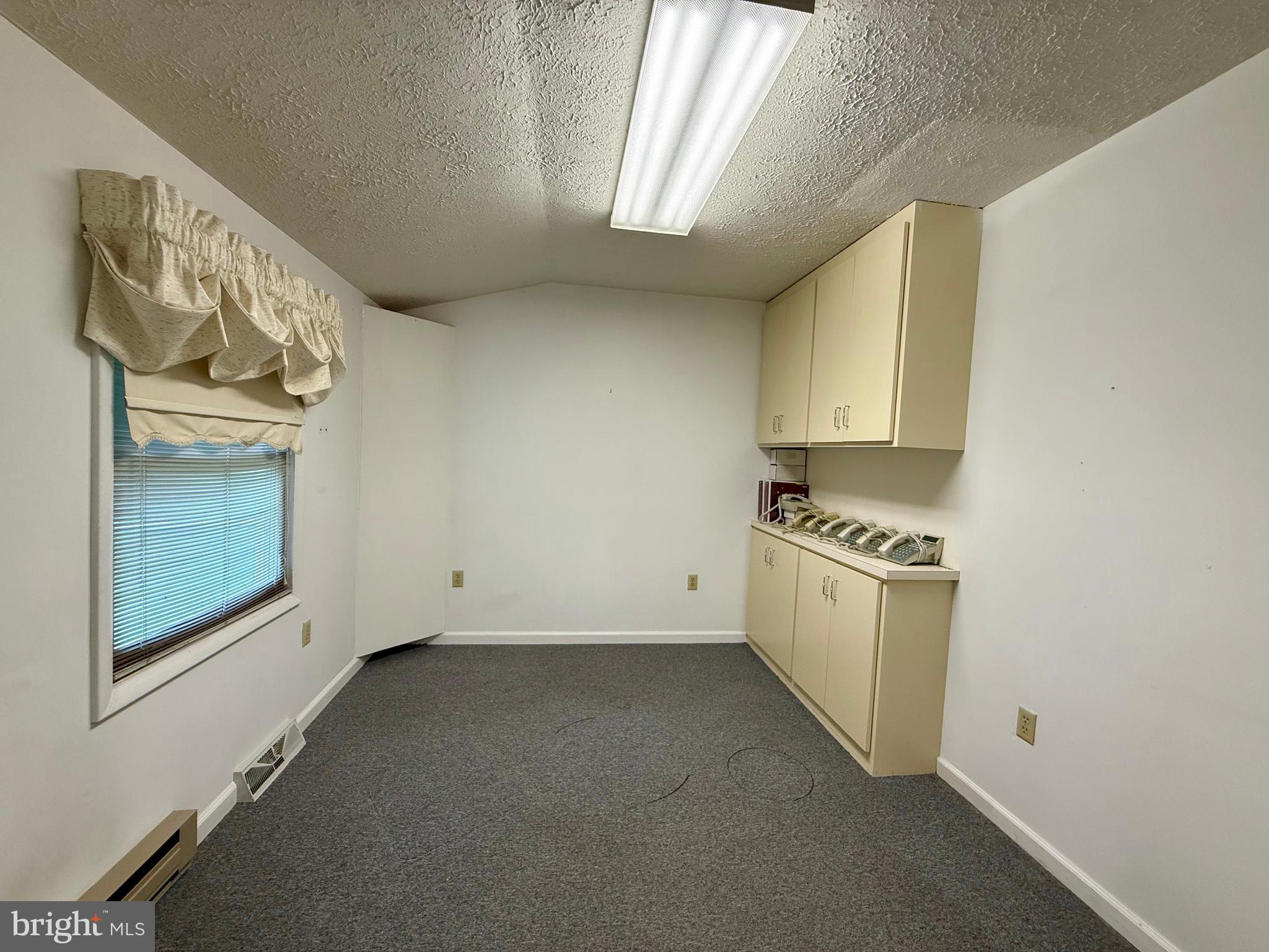 ANDERSON HILL - Residential