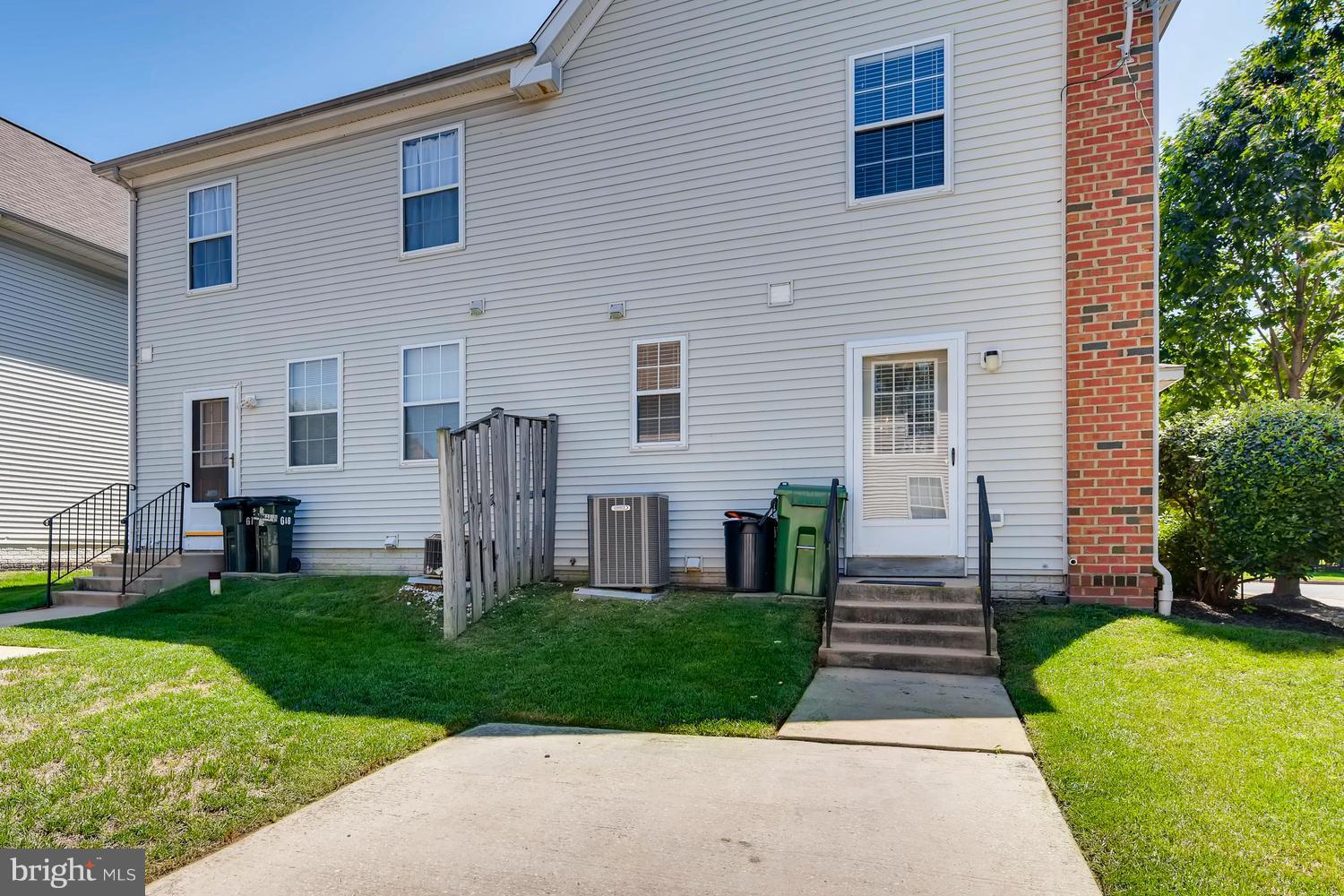 HERITAGE CROSSING - Residential