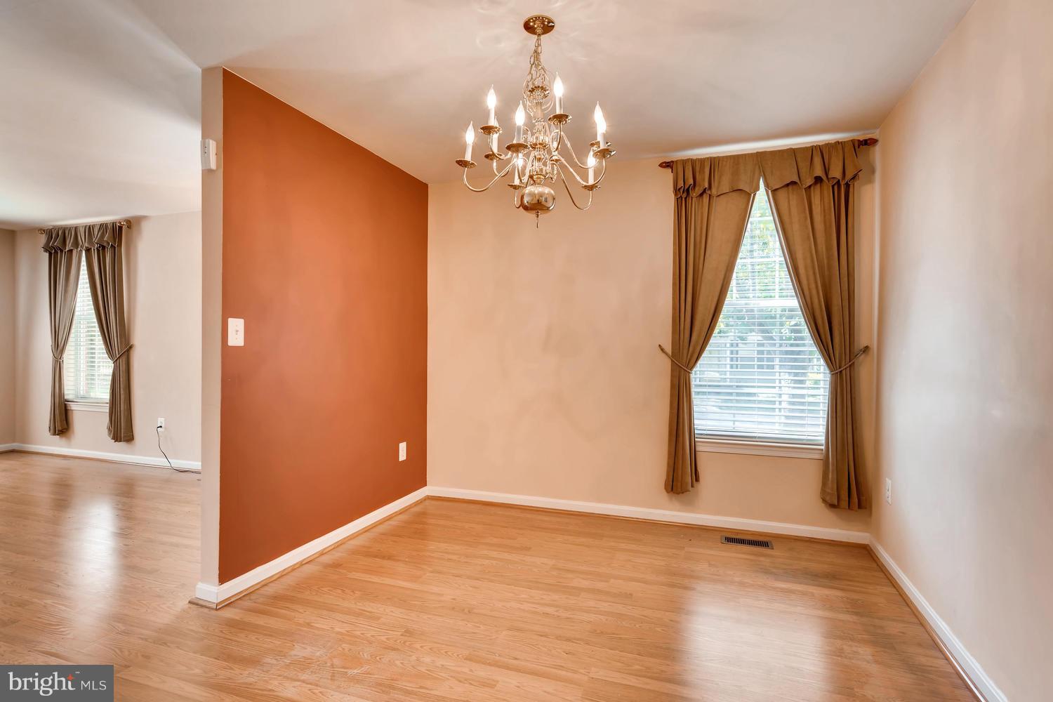 HERITAGE CROSSING - Residential