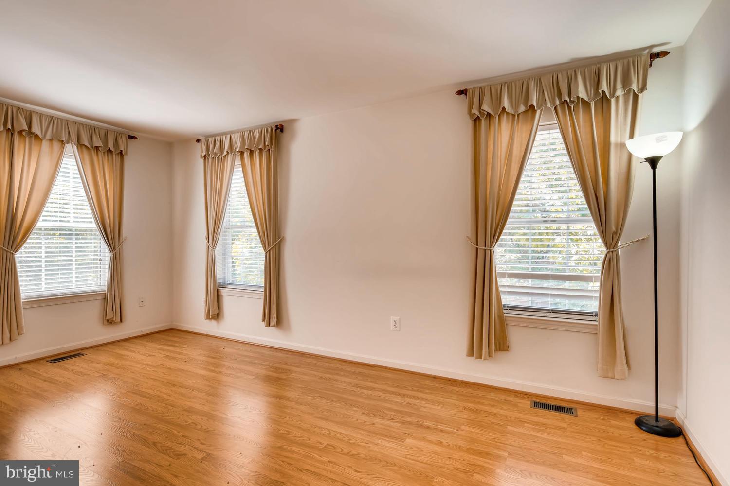 HERITAGE CROSSING - Residential