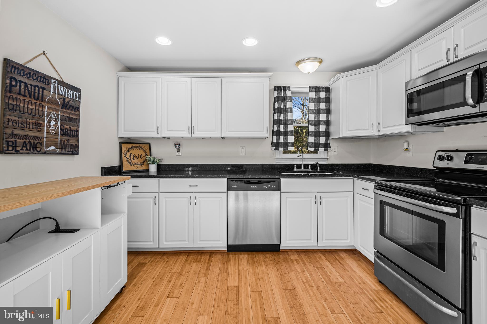 LAKE ARROWHEAD - Residential