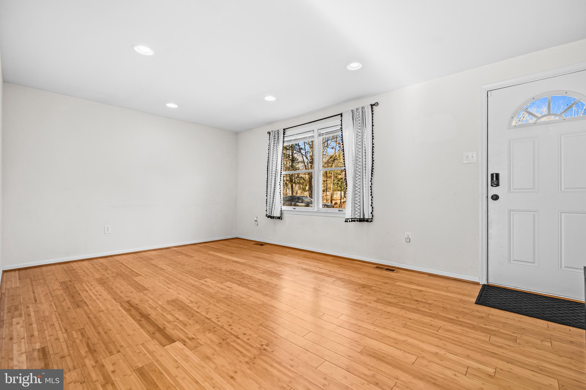 LAKE ARROWHEAD - Residential