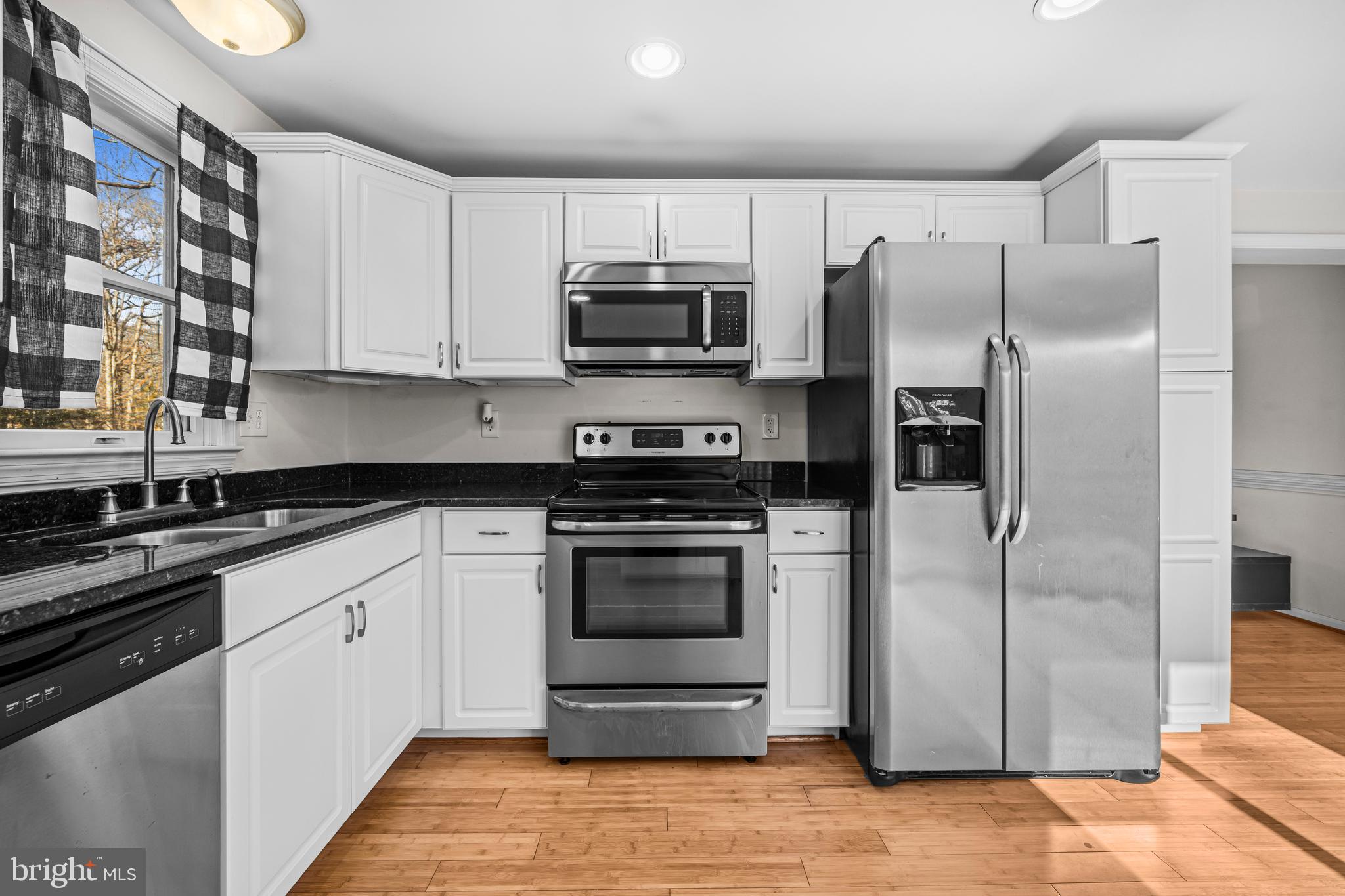 LAKE ARROWHEAD - Residential