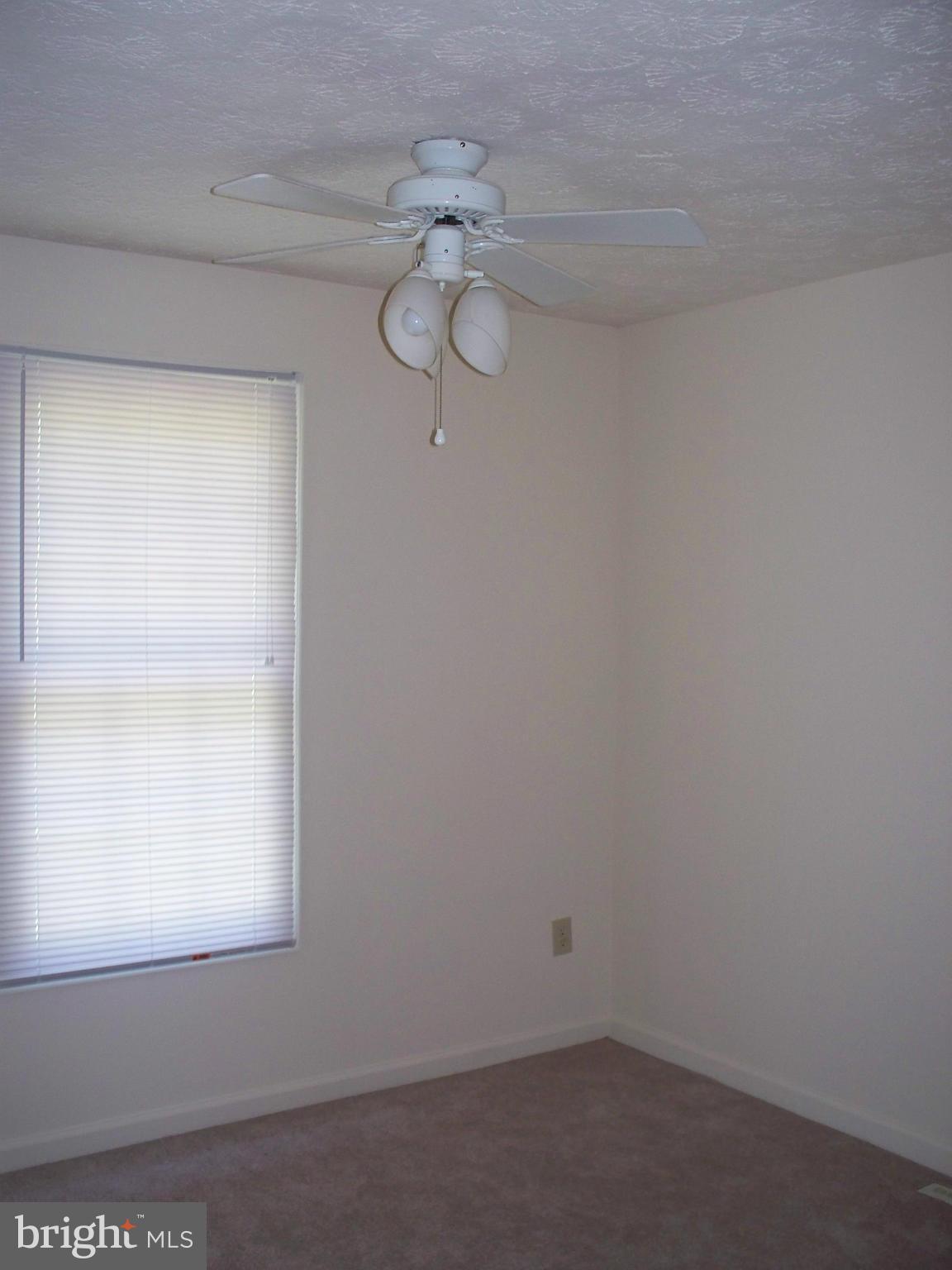 SEVEN OAKS - Residential Lease